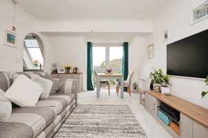 Lounge- click for photo gallery